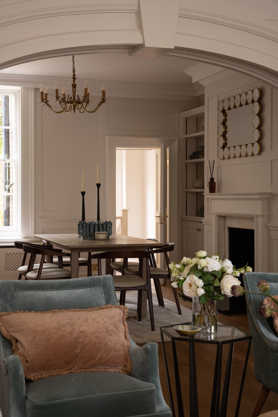 Moving to London? Make a New Place Feel Like Home with Furniture Rental