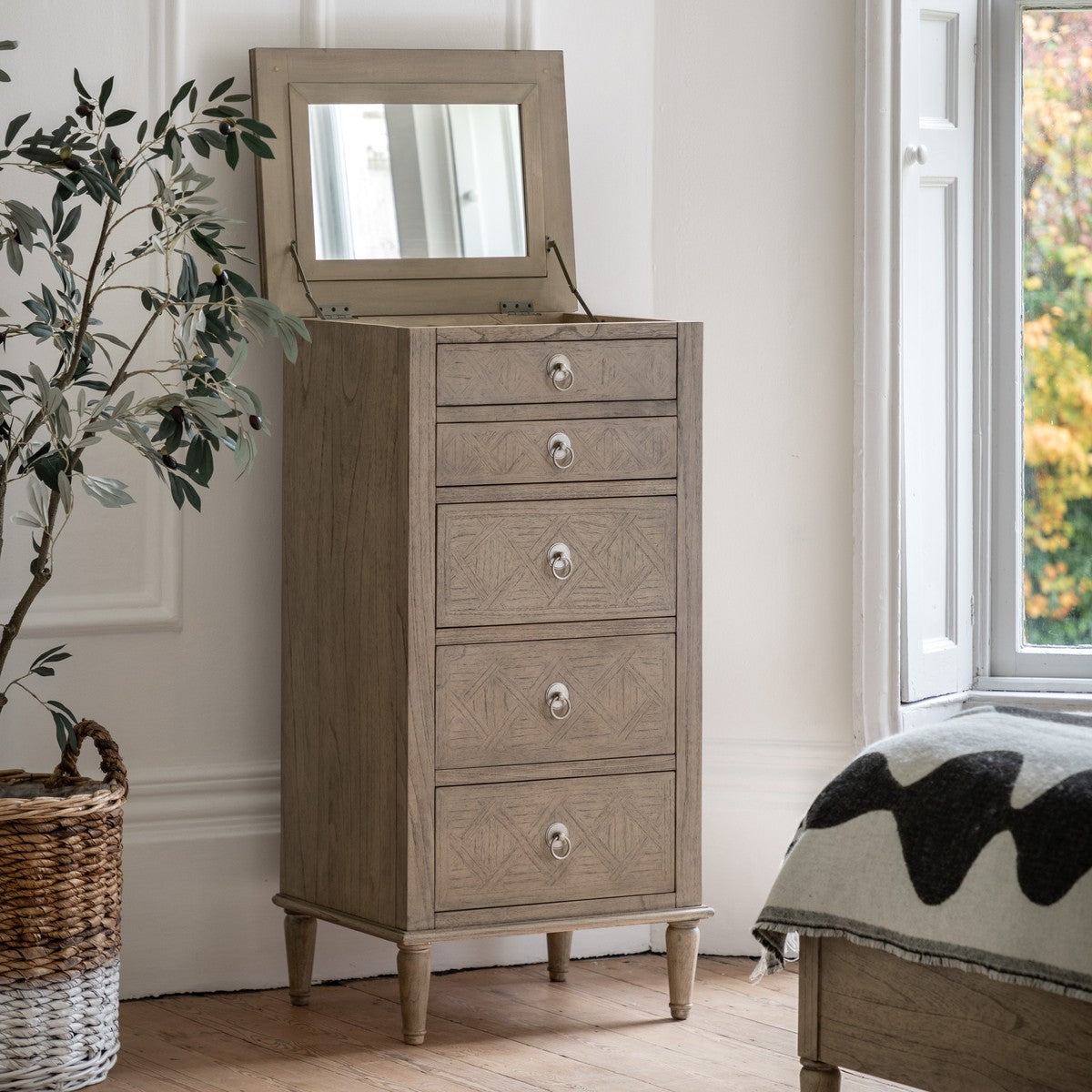 Harbour Chest of Drawers Medium lifestyle