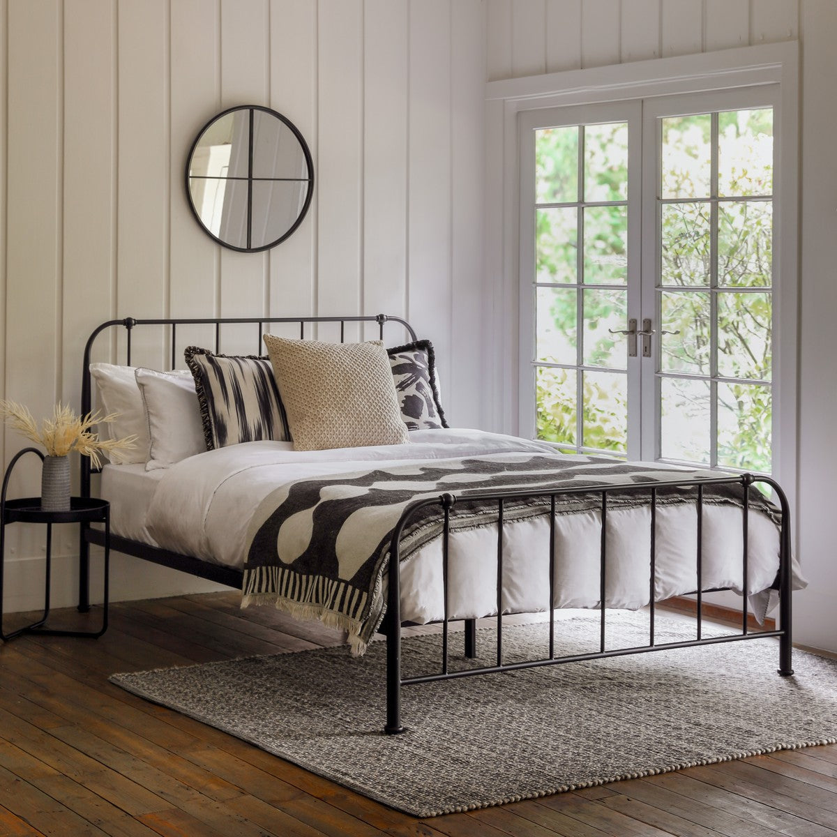 Epping Bed Black lifestyle