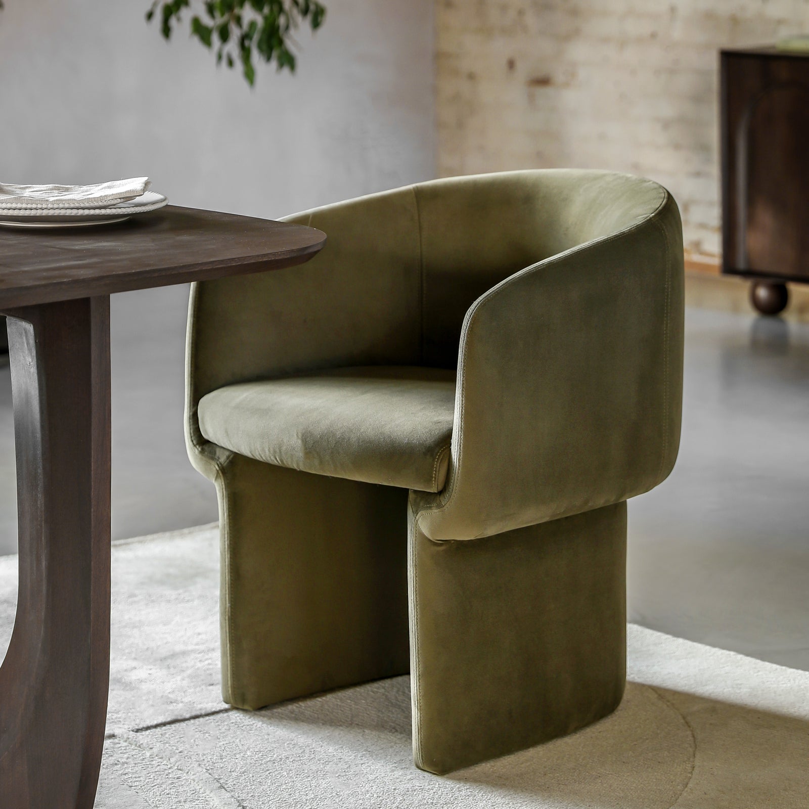 Odin Dining Chair Moss Green lifestyle
