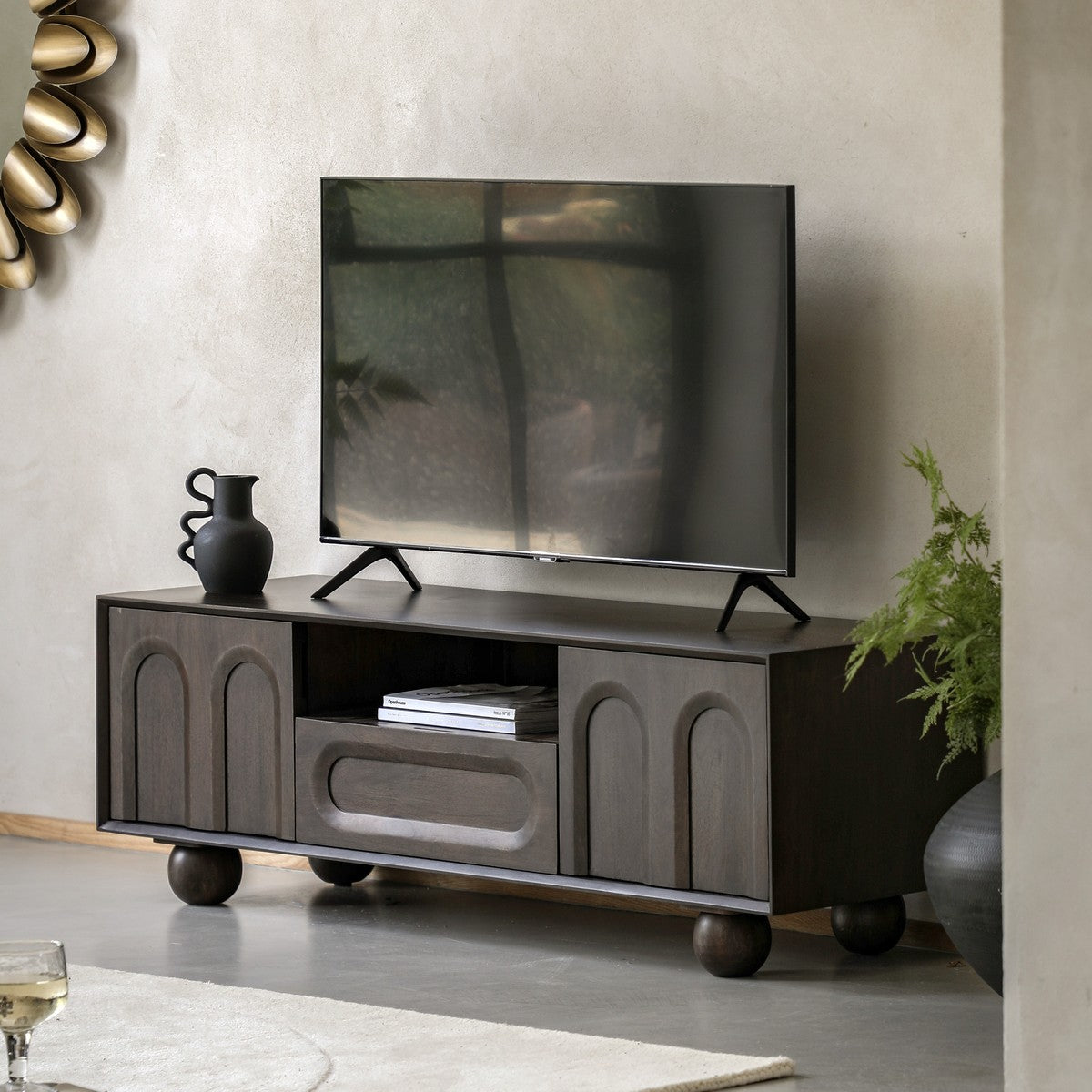 Jacobsen Media Unit lifestyle