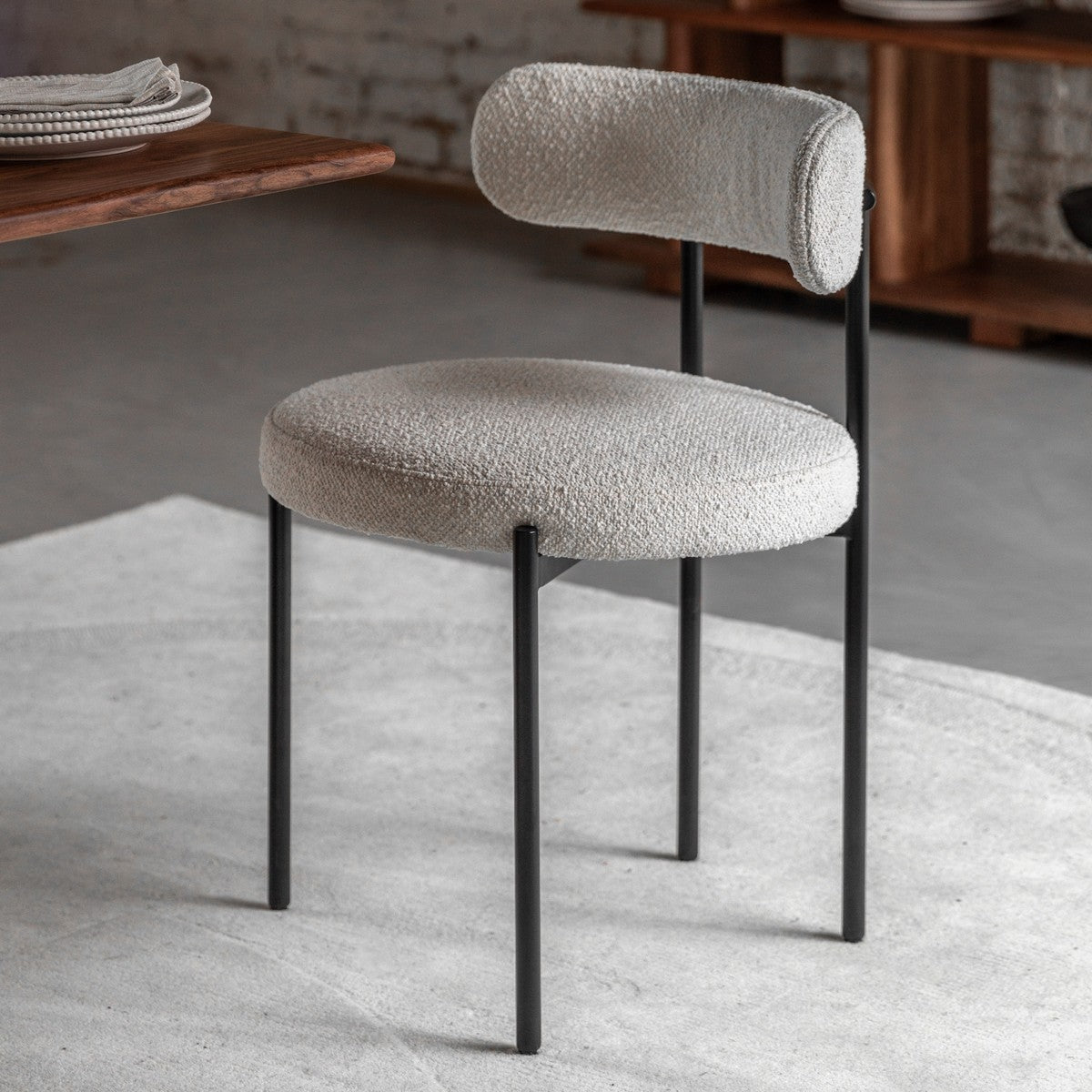 Thames Dining Chair Vanilla lifestyle