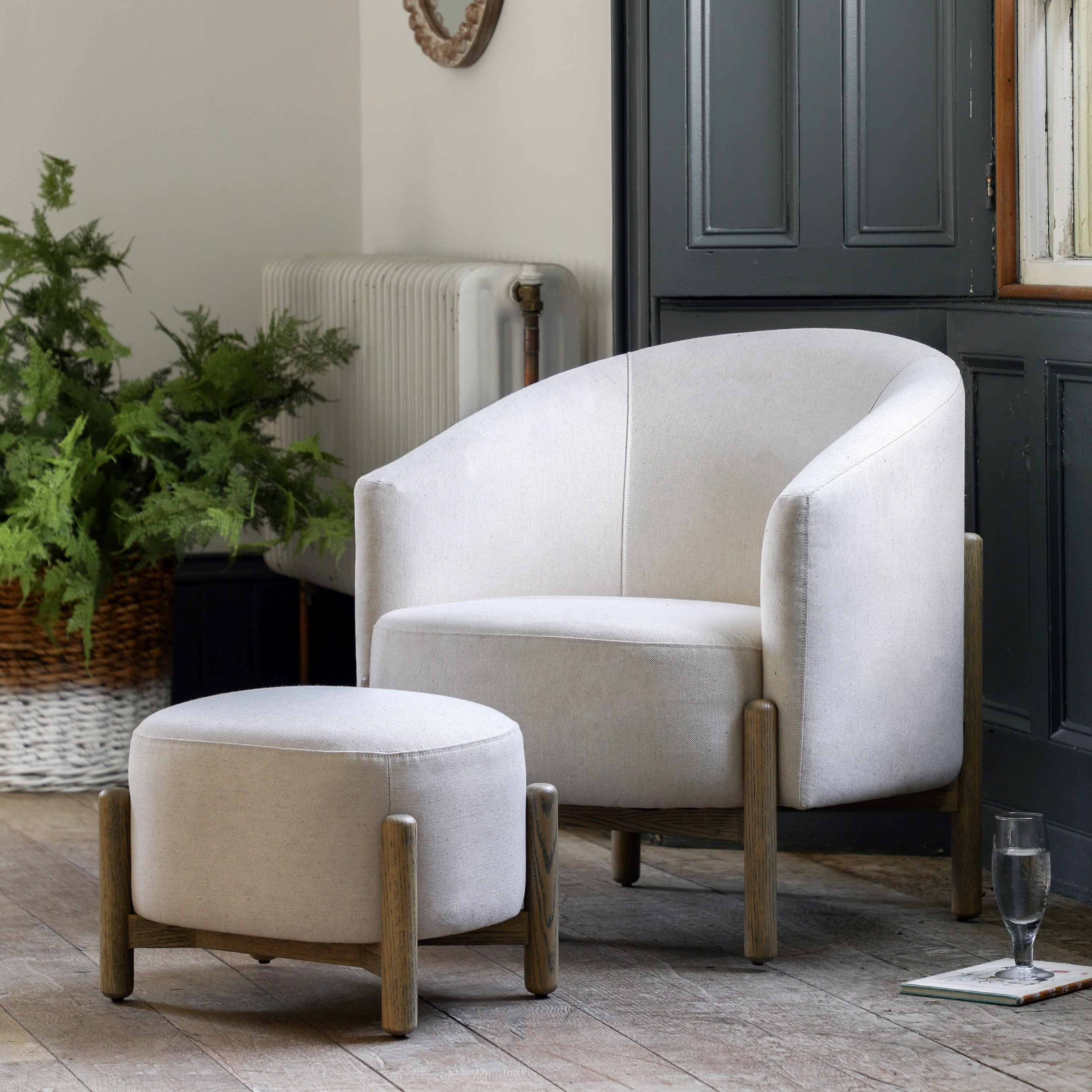 Fenwick Armchair Natural lifestyle