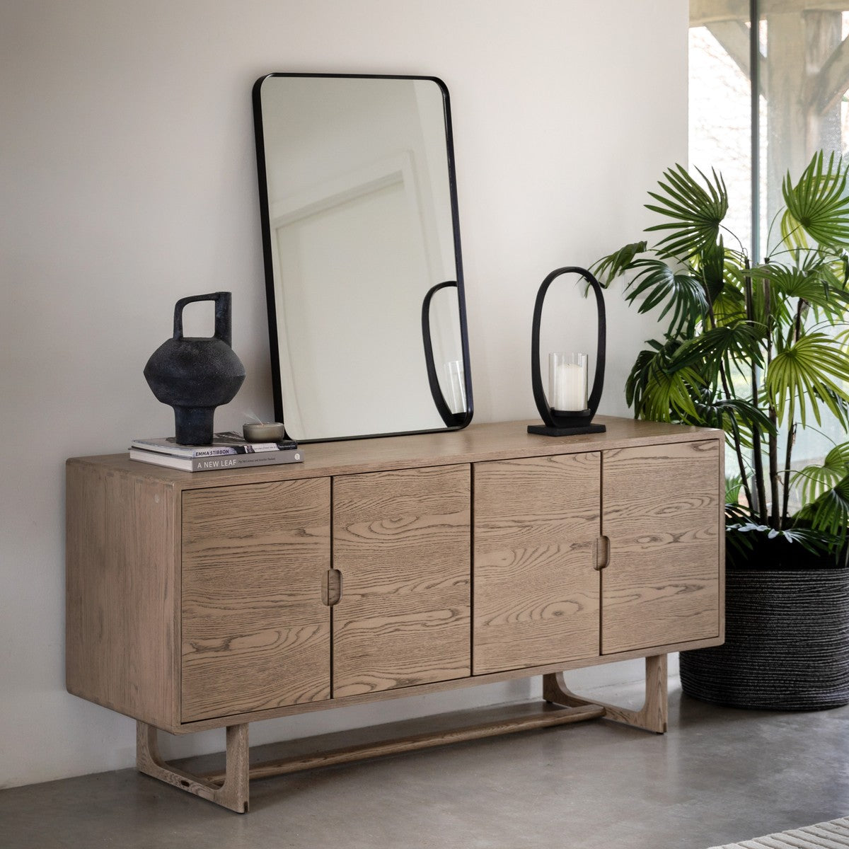 Shaker Sideboard Smoked lifestyle