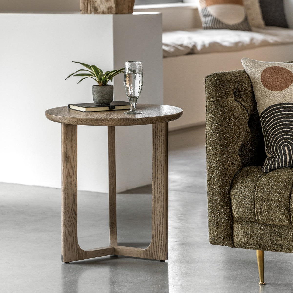 Shaker Side Table Smoked lifestyle