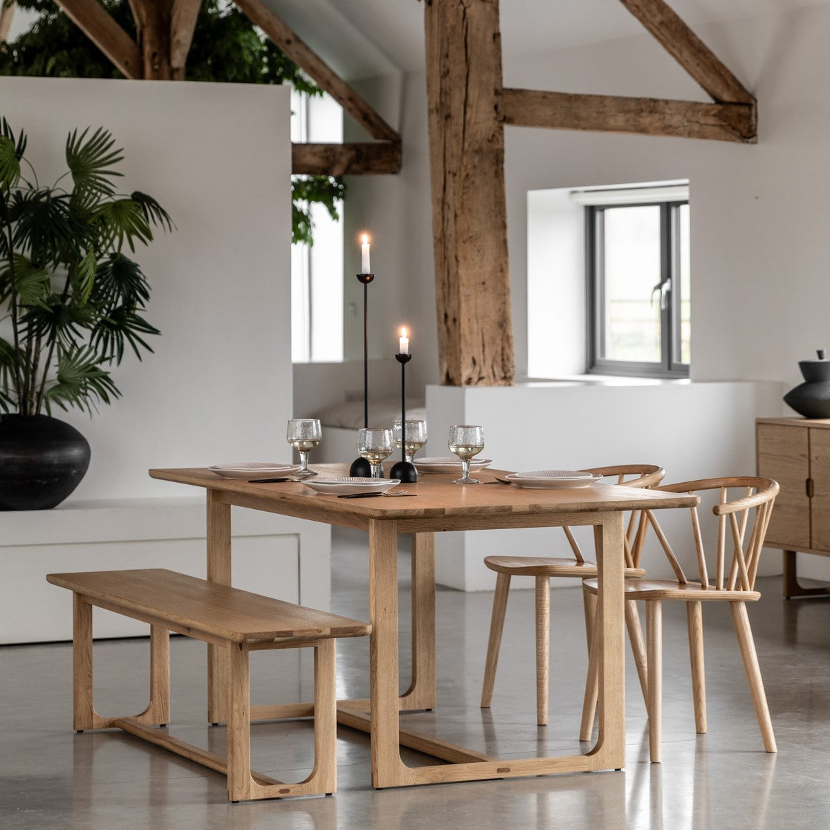 Shaker Dining Table Natural lifestyle