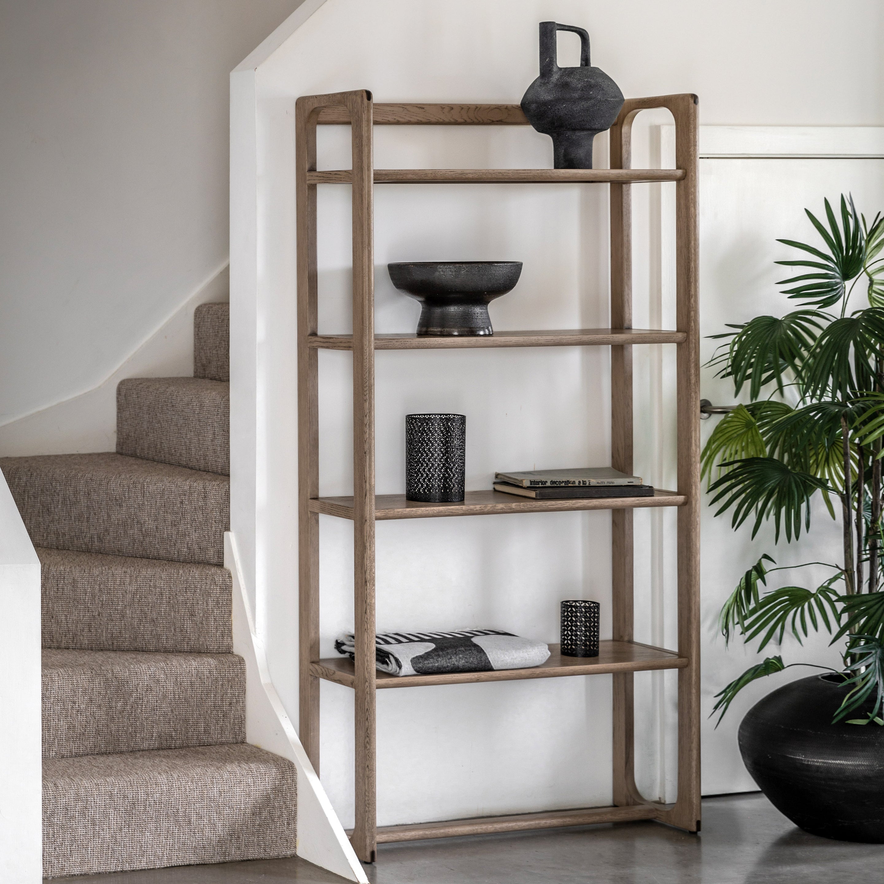 Shaker Display Unit Smoked lifestyle