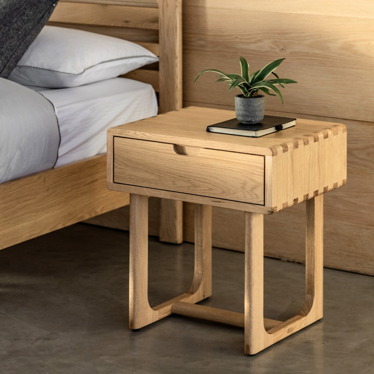 Shaker Table (Bedside) lifestyle