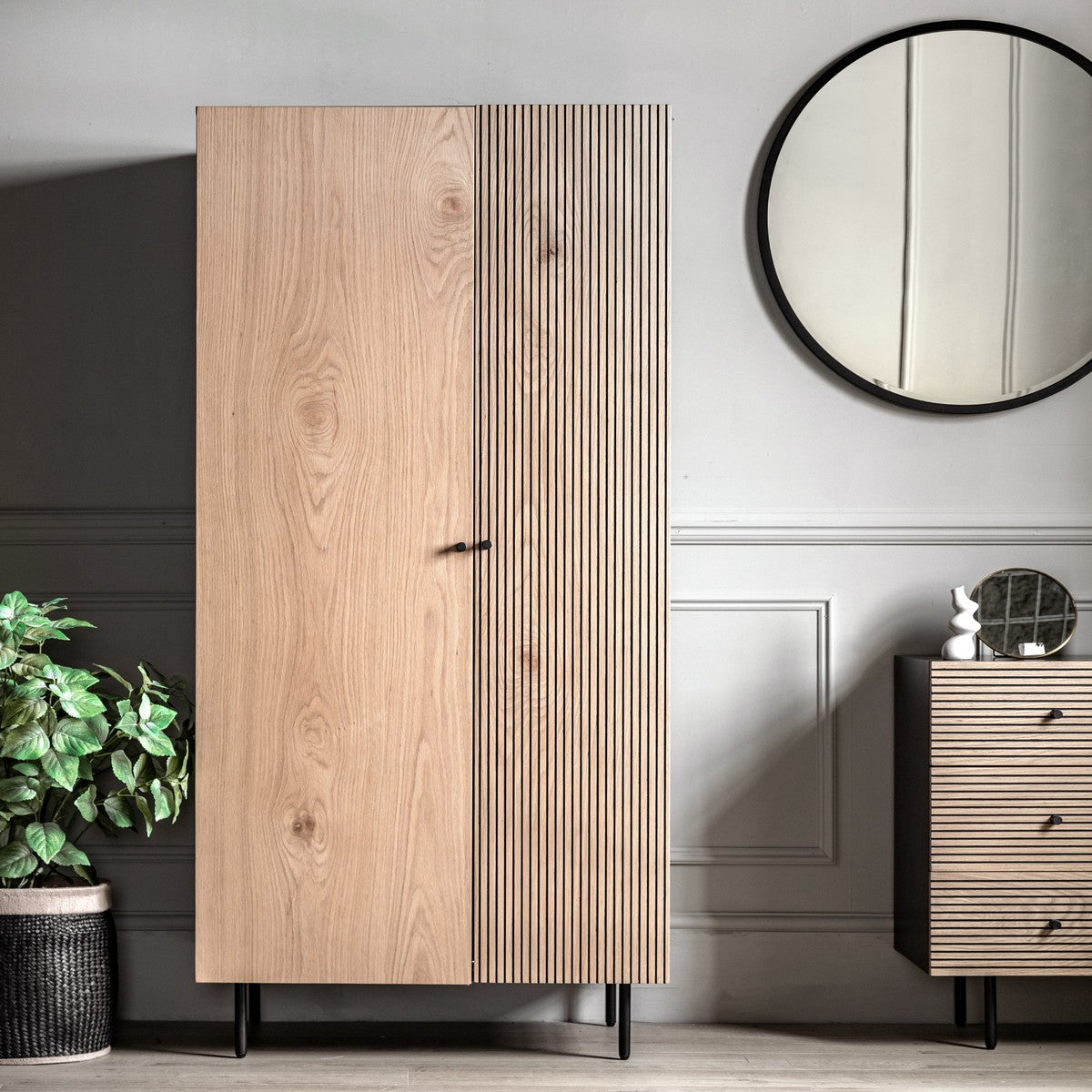 Lautrec Wardrobe lifestyle