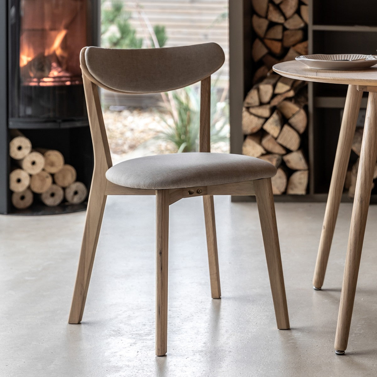 Tudor Dining Chair Natural lifestyle