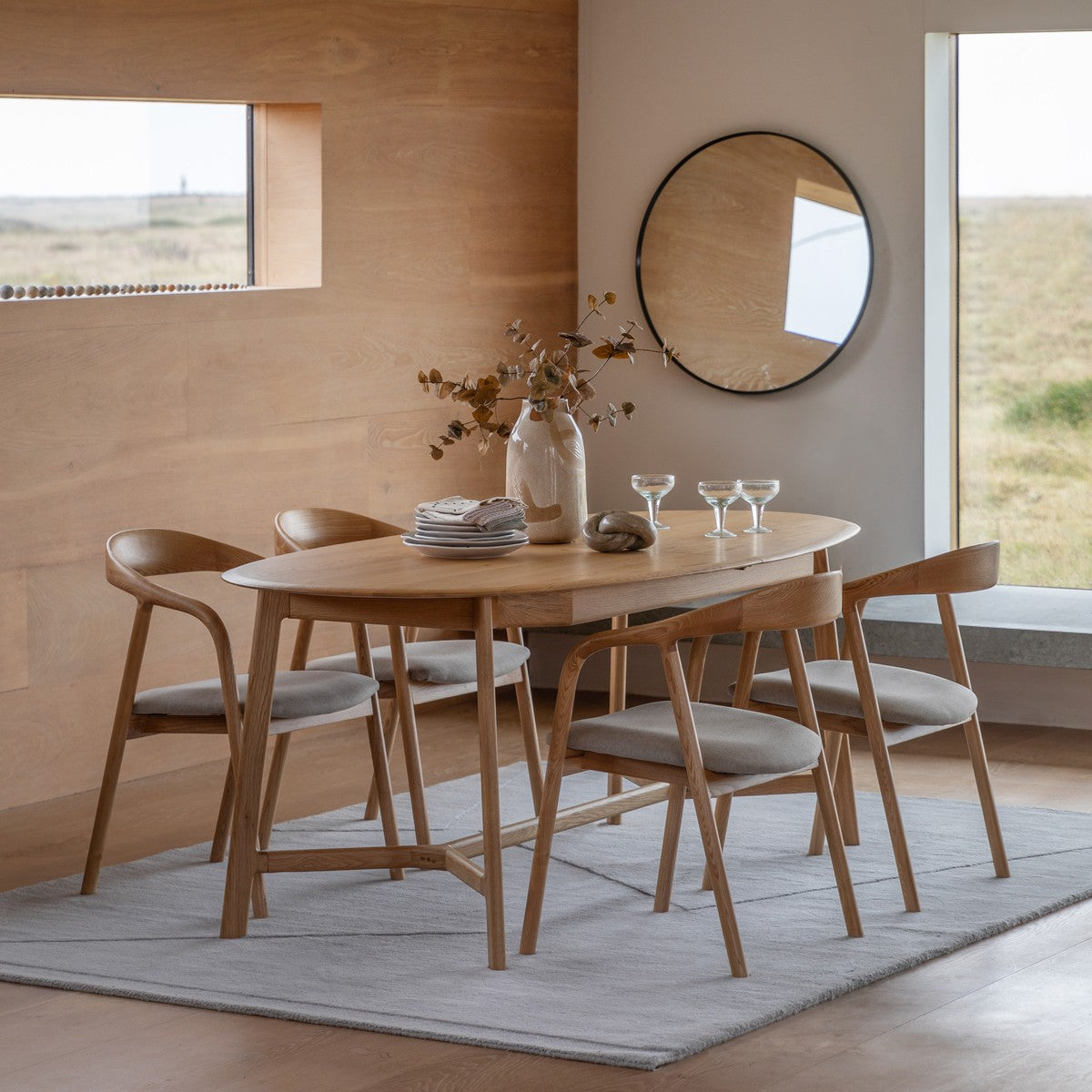 Seville Dining Table Oak lifestyle