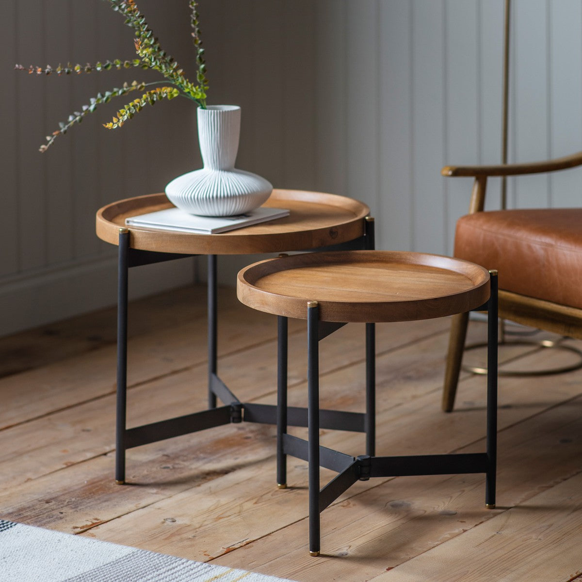 Schiele Nest of Tables (Nest) 2 lifestyle