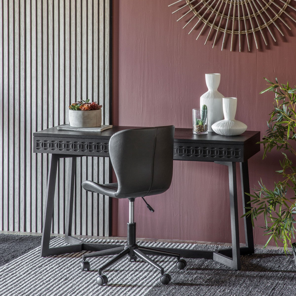 Kahlo Desk Black lifestyle