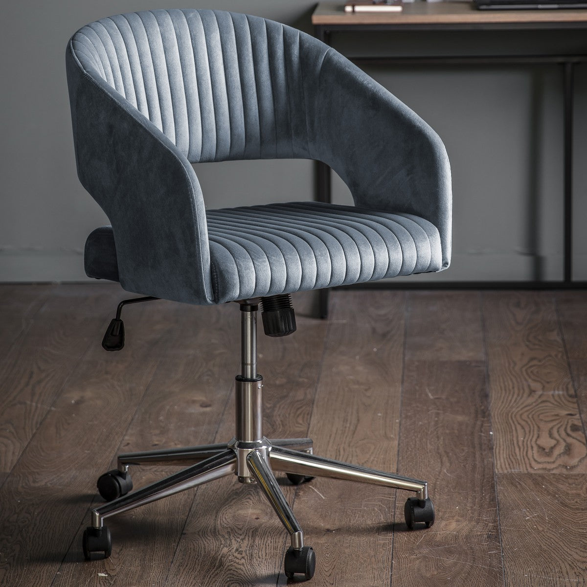 Bracket Office Chair Grey lifestyle