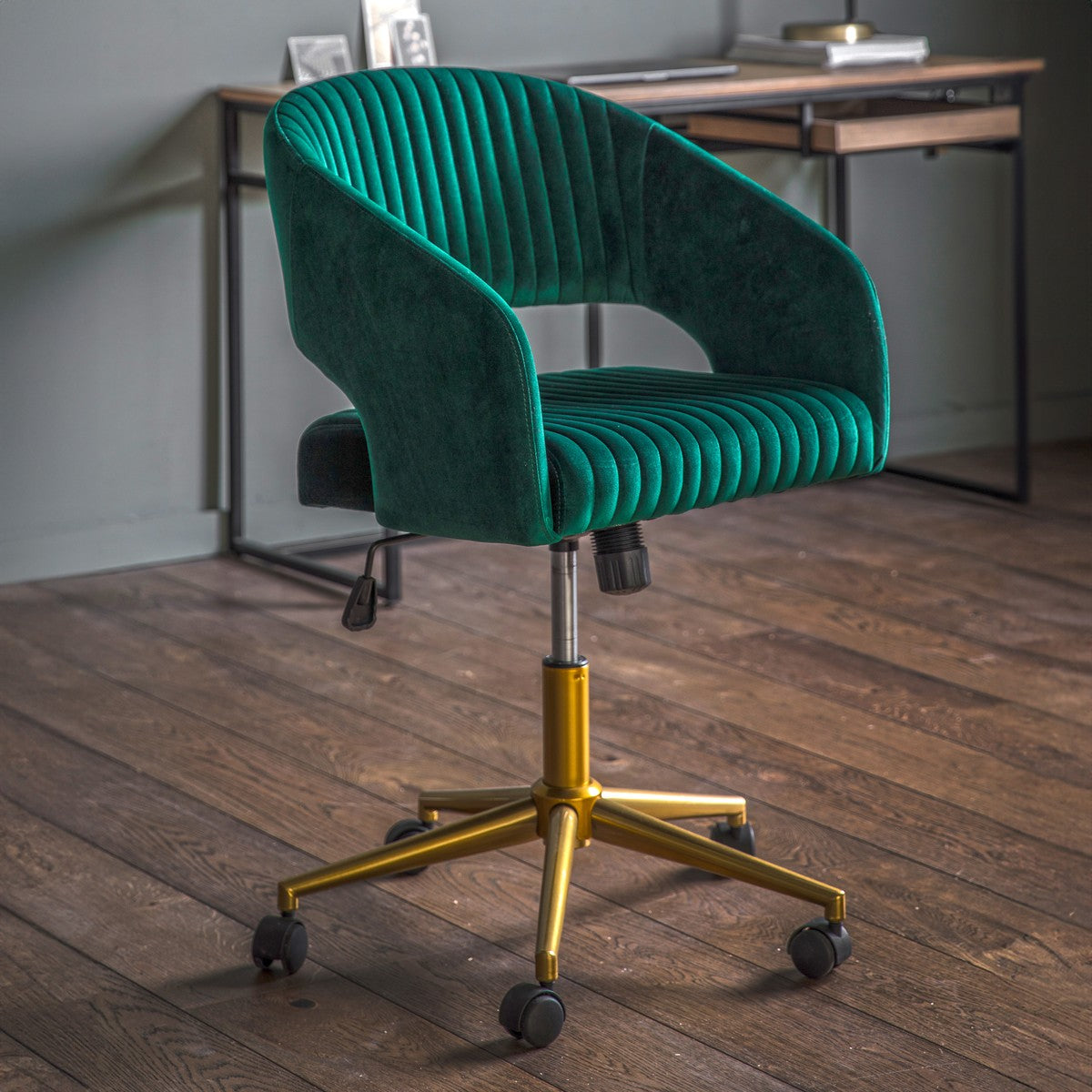 Bracket Office Chair Green lifestyle
