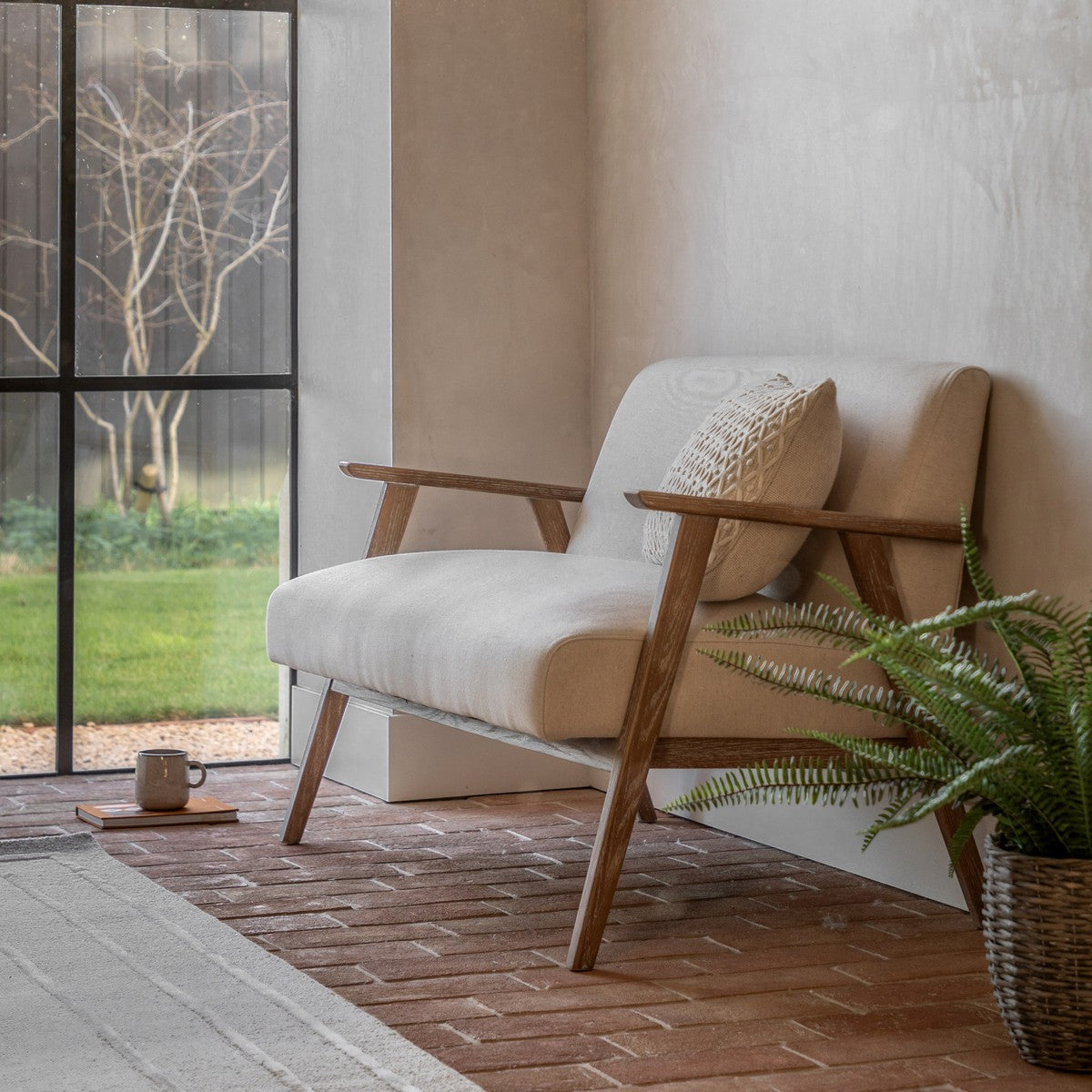 Fenton Sofa Natural lifestyle