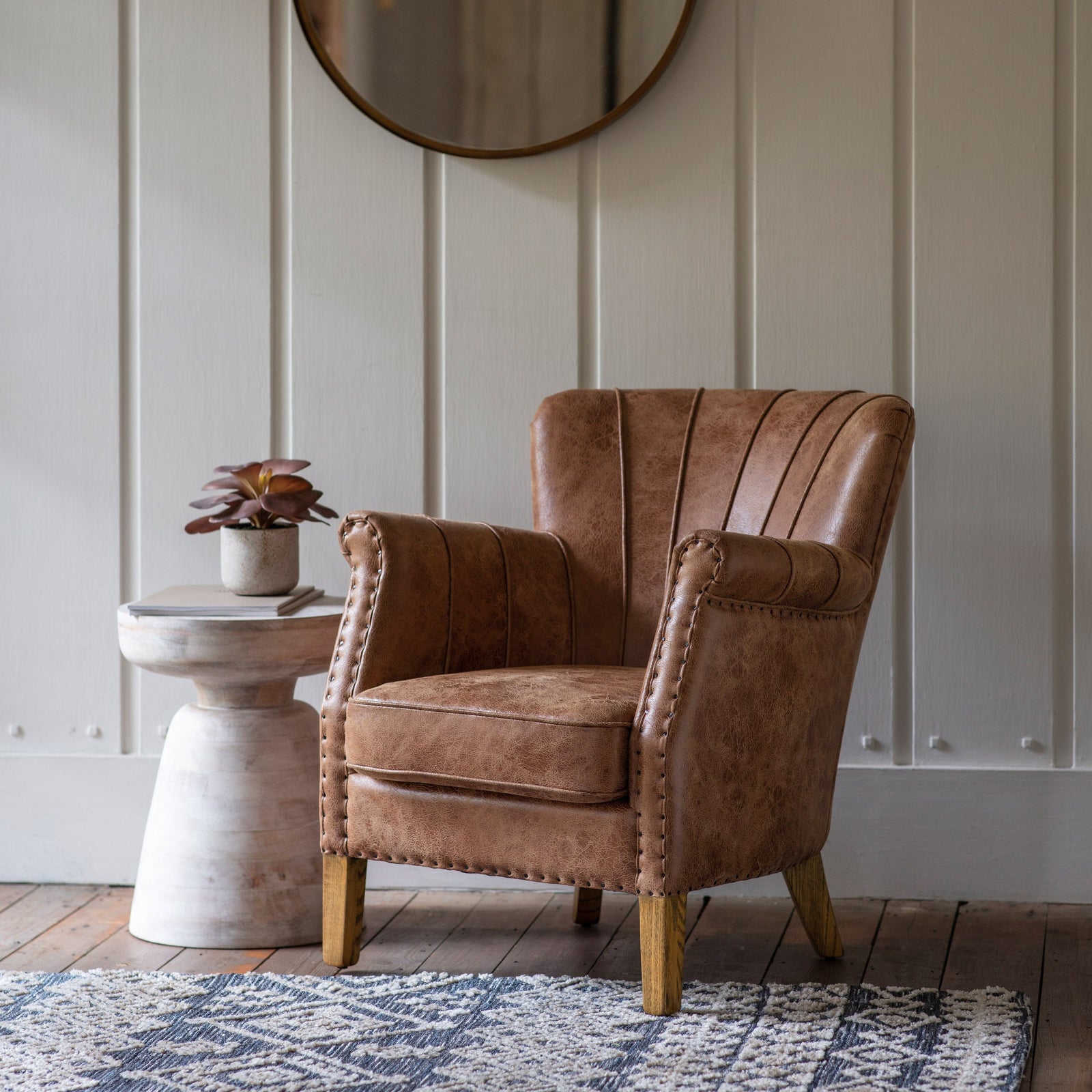 Linden Armchair Brown lifestyle