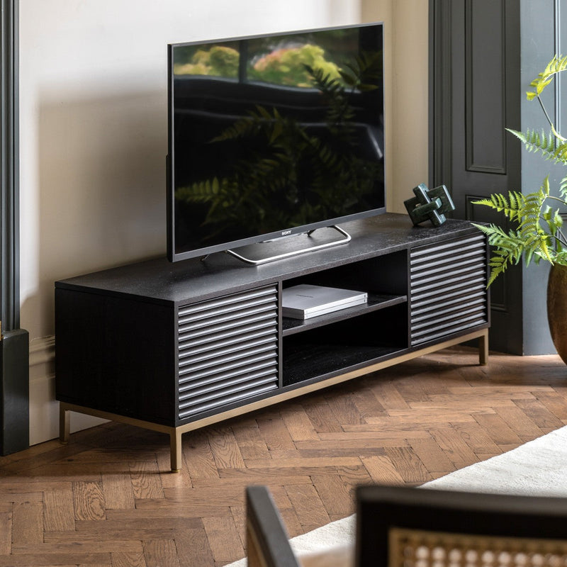 Clifton Media Unit lifestyle