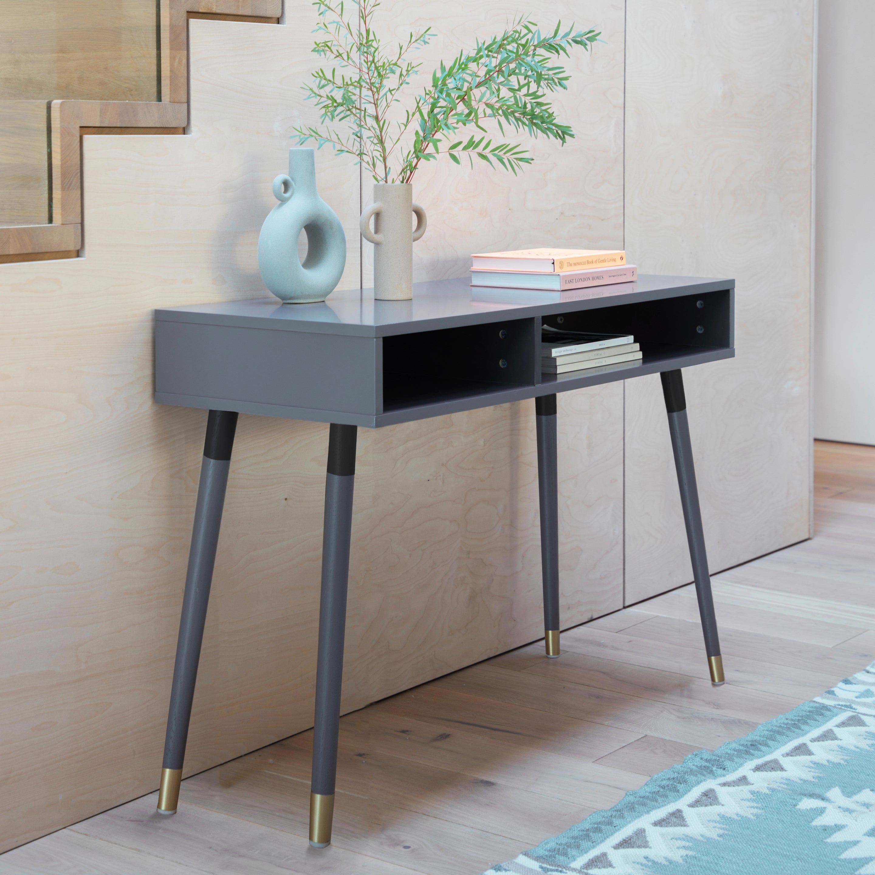 Amber Console Table Grey lifestyle