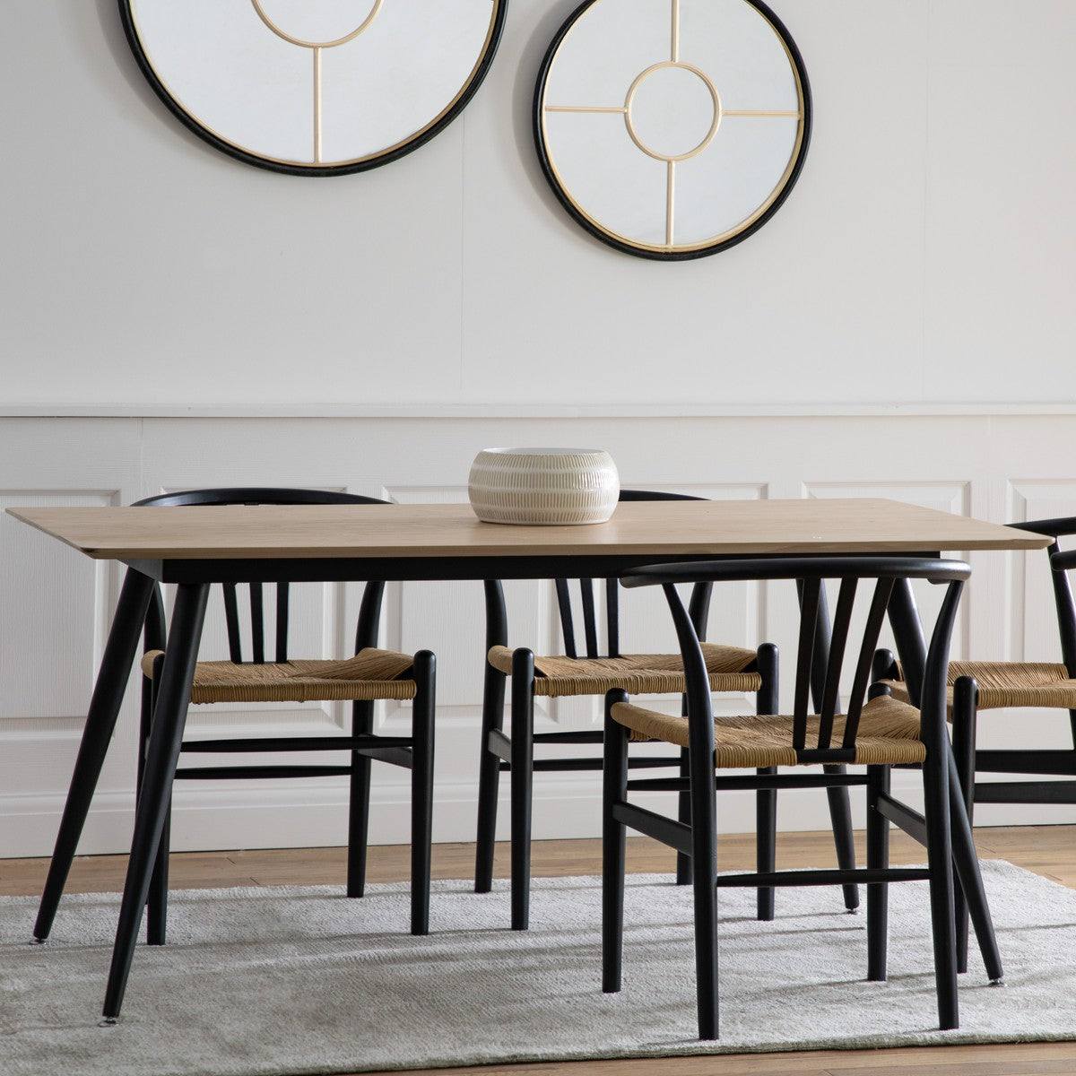 Hepplewhite Dining Table Oak lifestyle