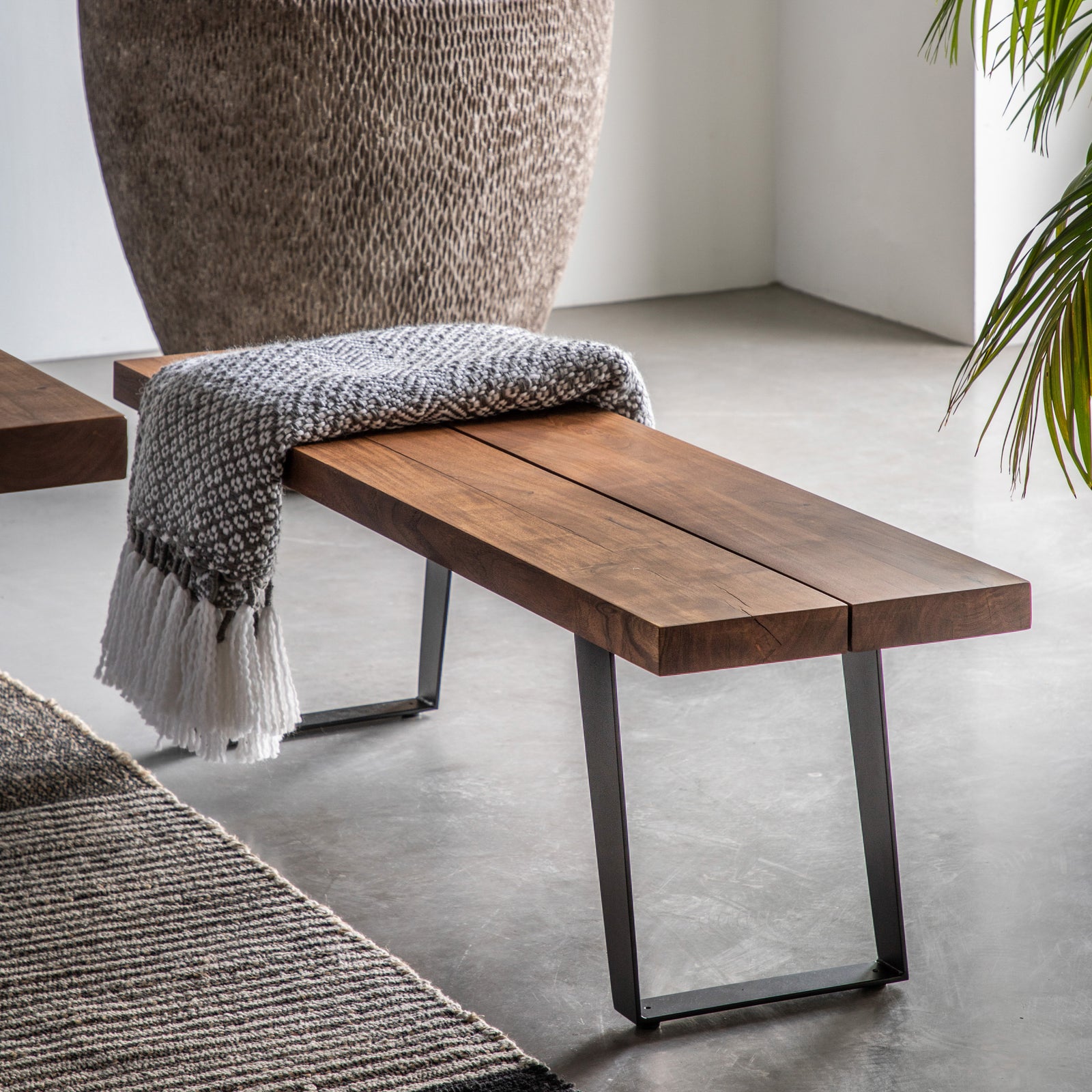 Chippendale Dining Bench Natural lifestyle