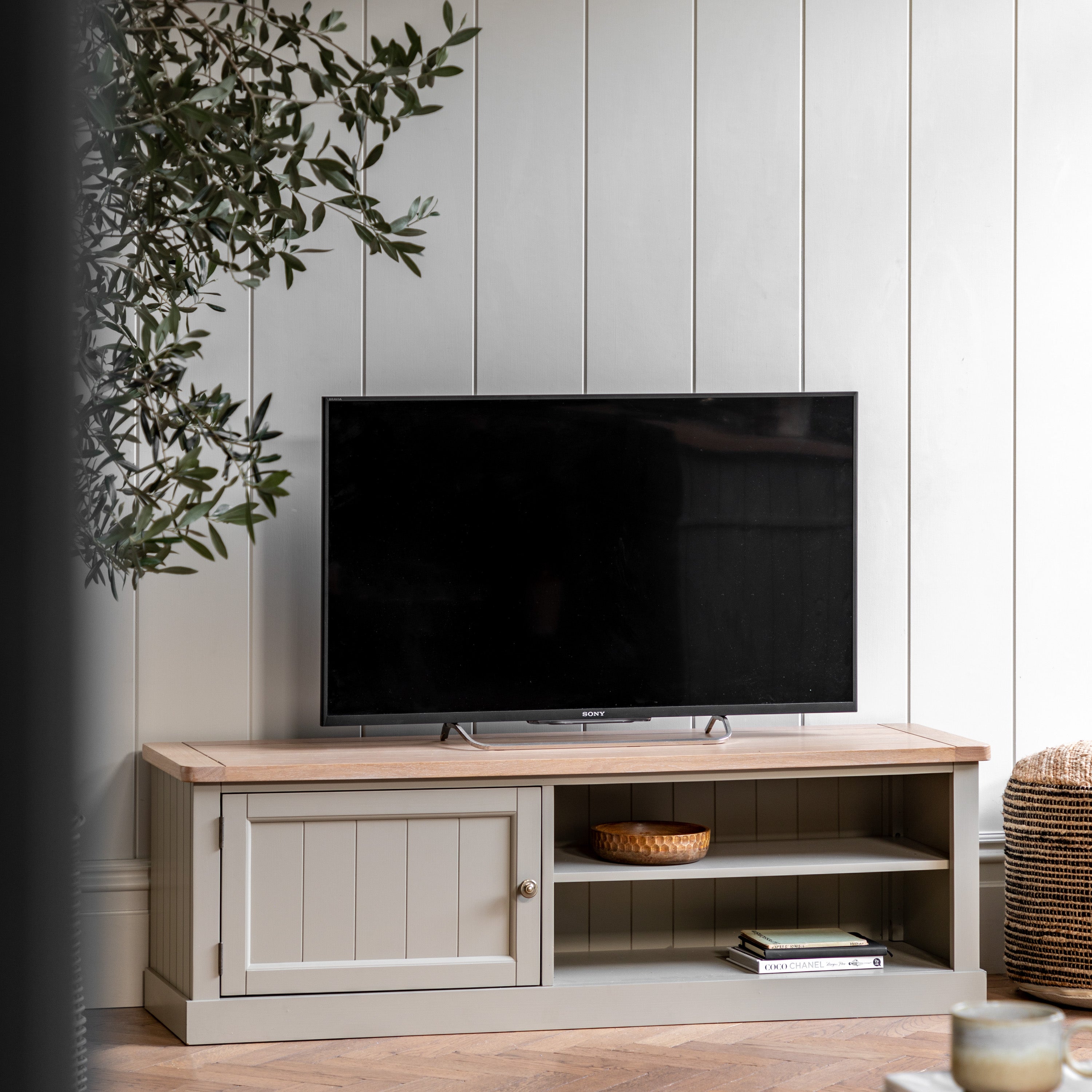 Bauhaus Media Unit Prairie lifestyle