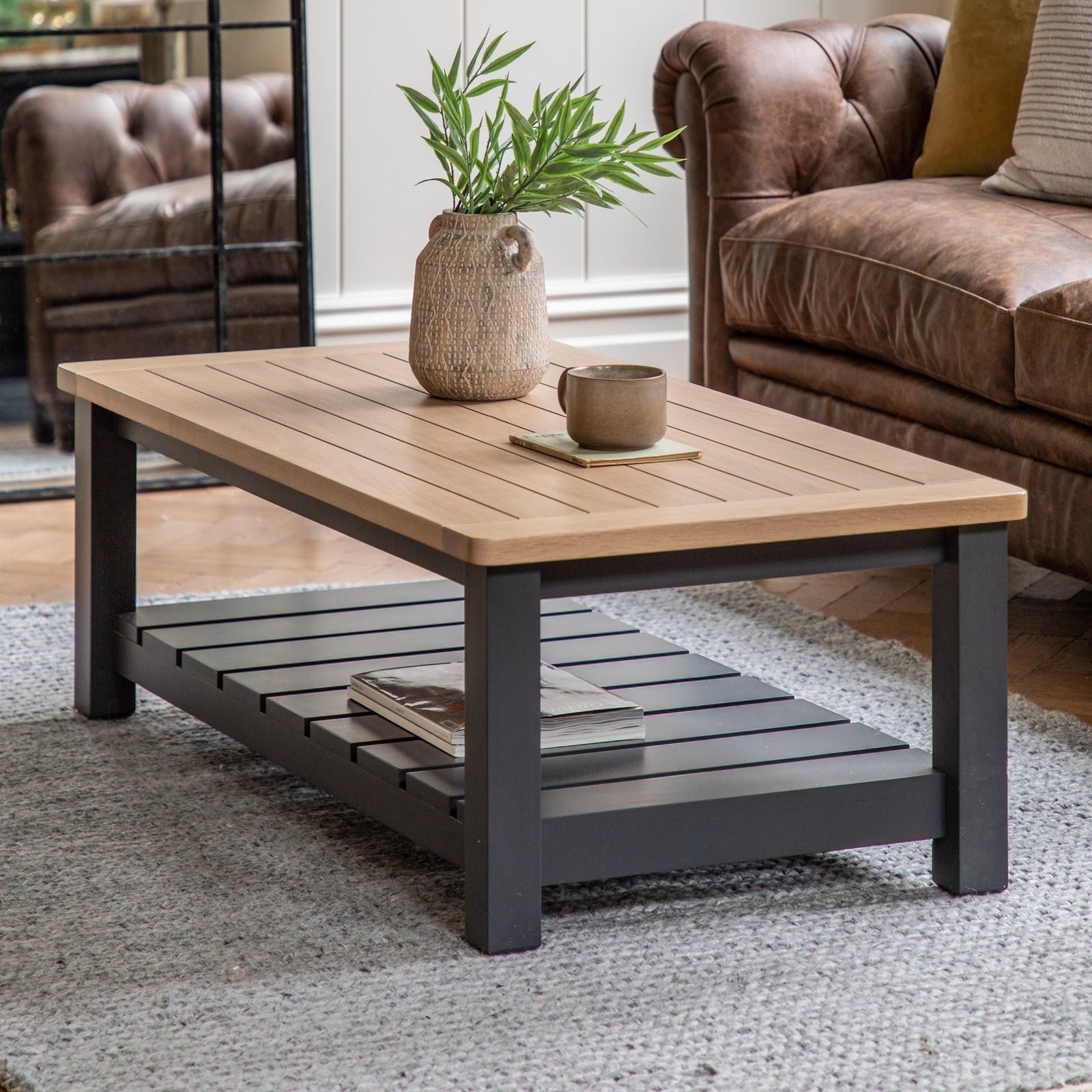 Bauhaus Coffee Table Meteror lifestyle