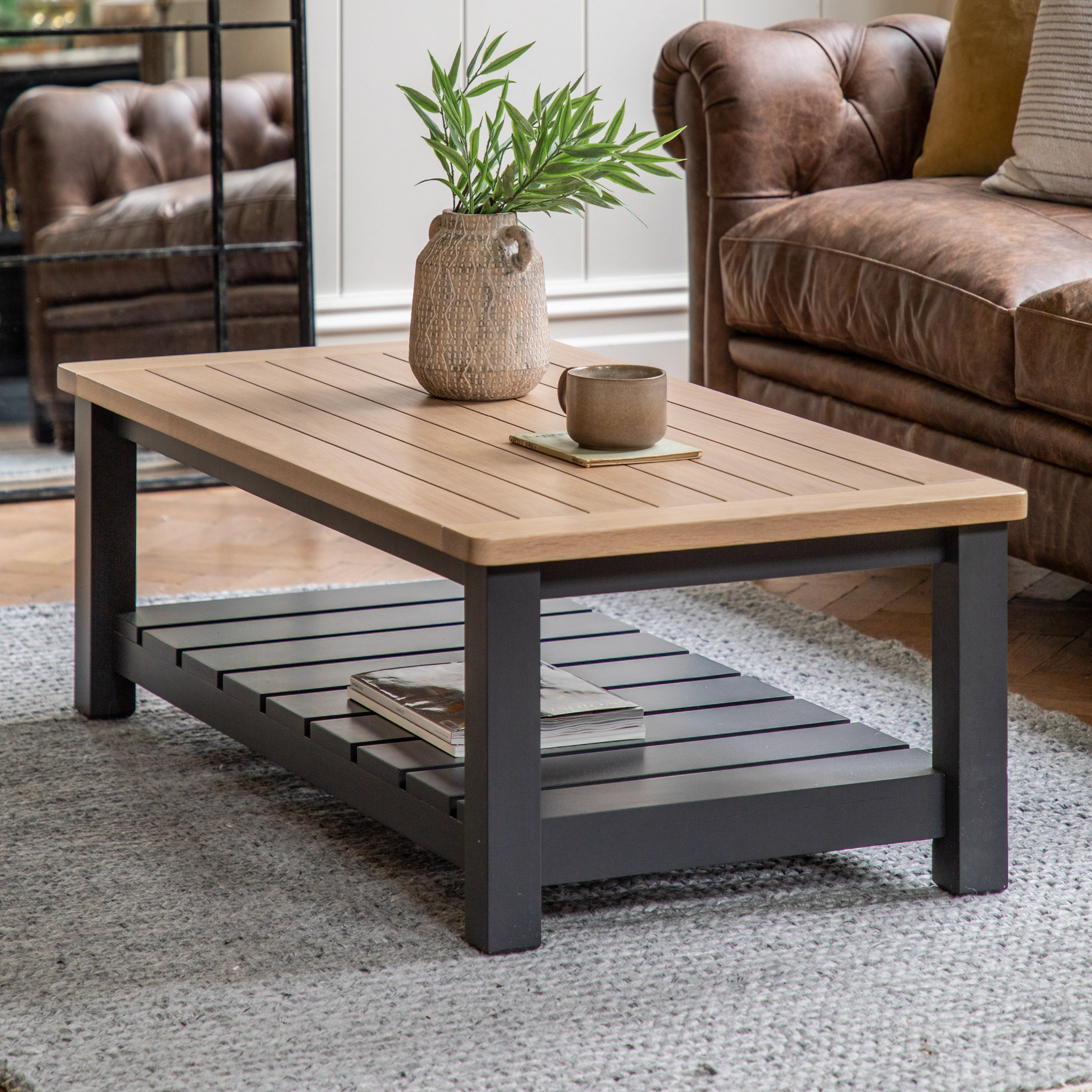 Bauhaus Coffee Table Meteror lifestyle
