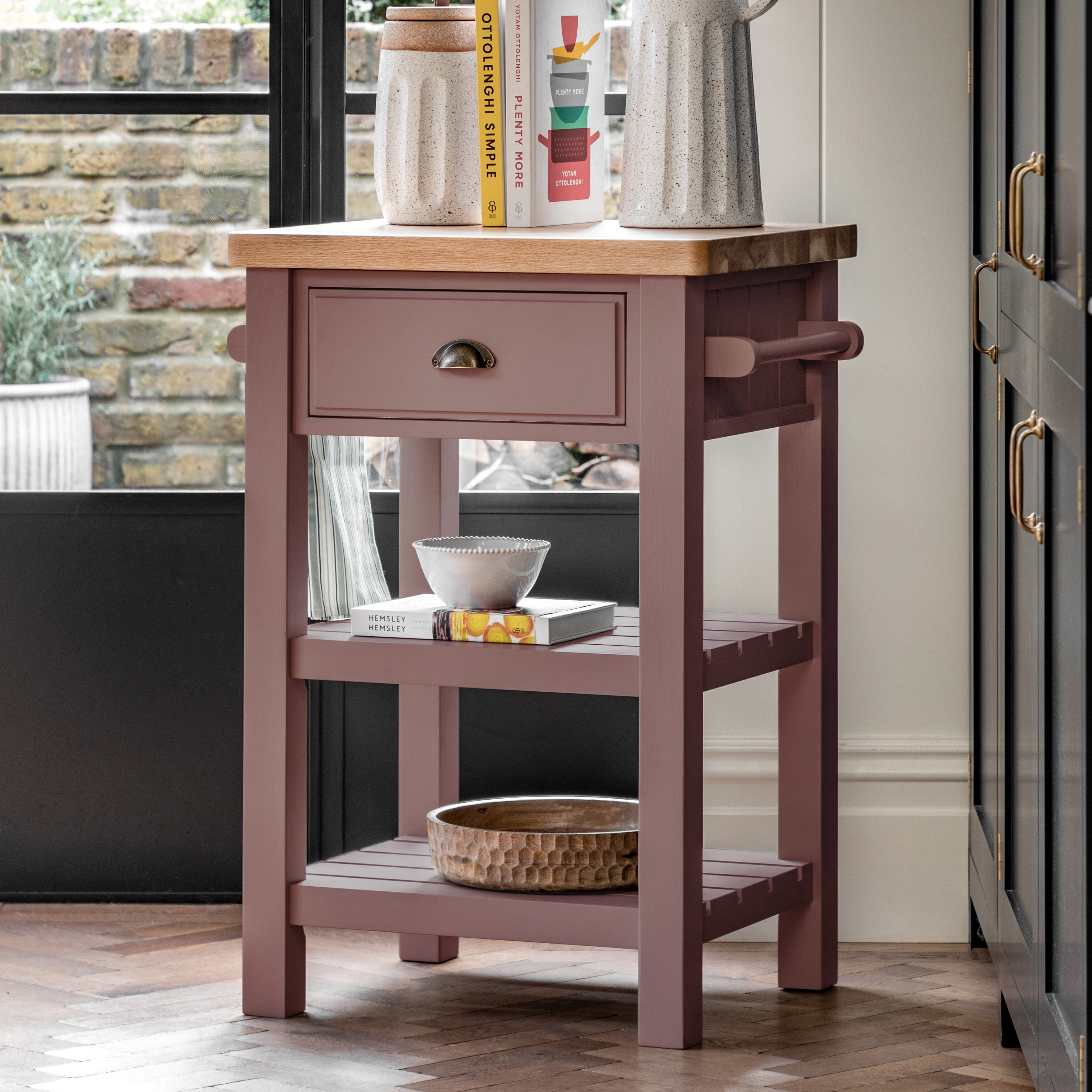 Bauhaus Kitchen Island Clay lifestyle