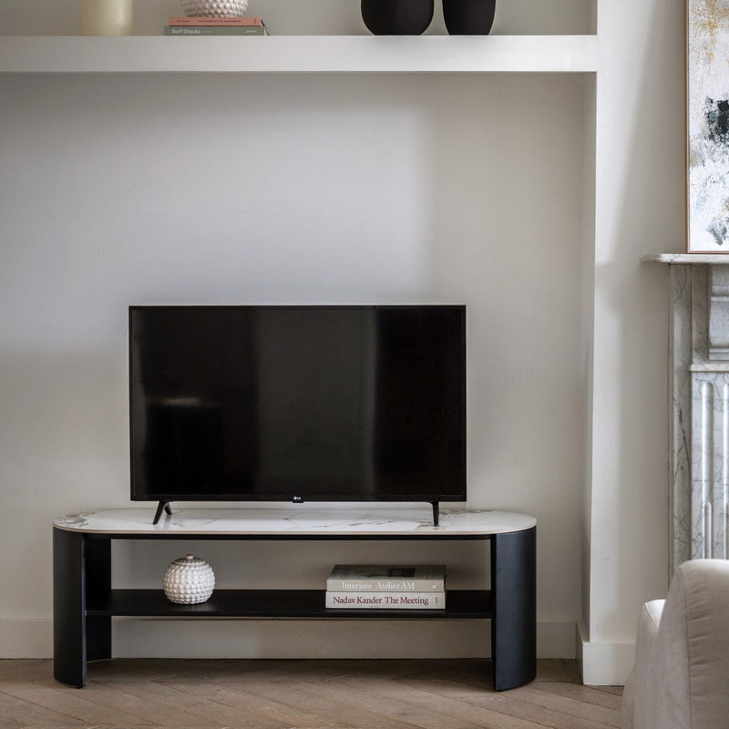 Cantata Media Unit lifestyle