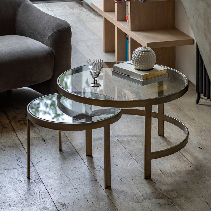 Modigliani Nest of Tables (Nest) 2 lifestyle