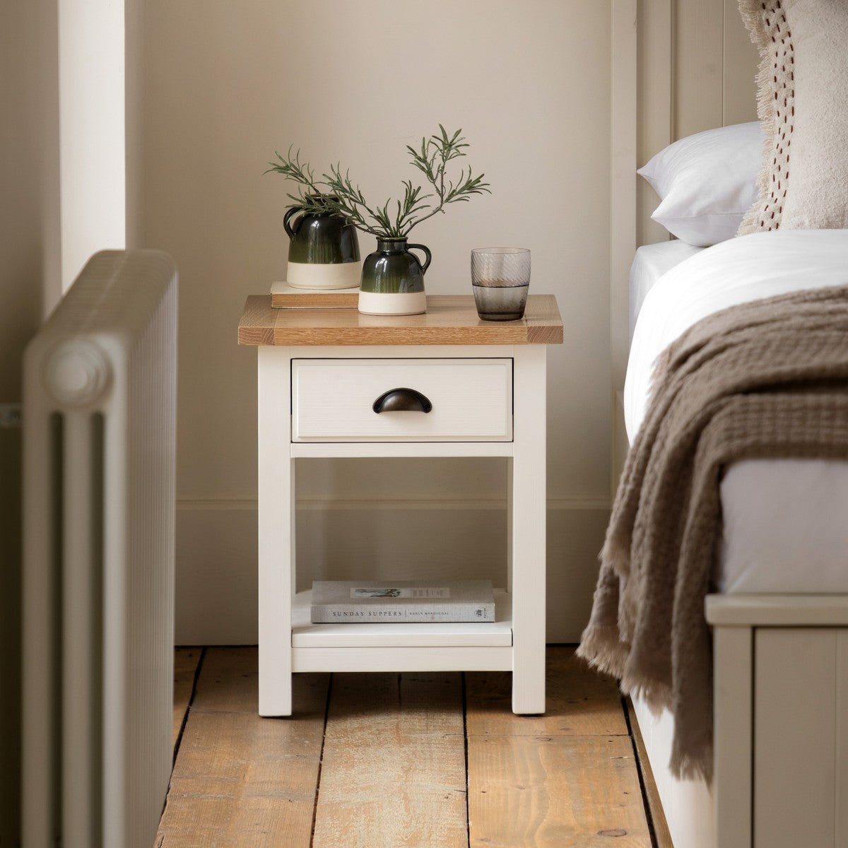 Belgravia Table (Bedside) lifestyle