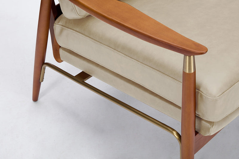 marlowe-accent-chair-CHAIR03-SML-RLO-lifestyle