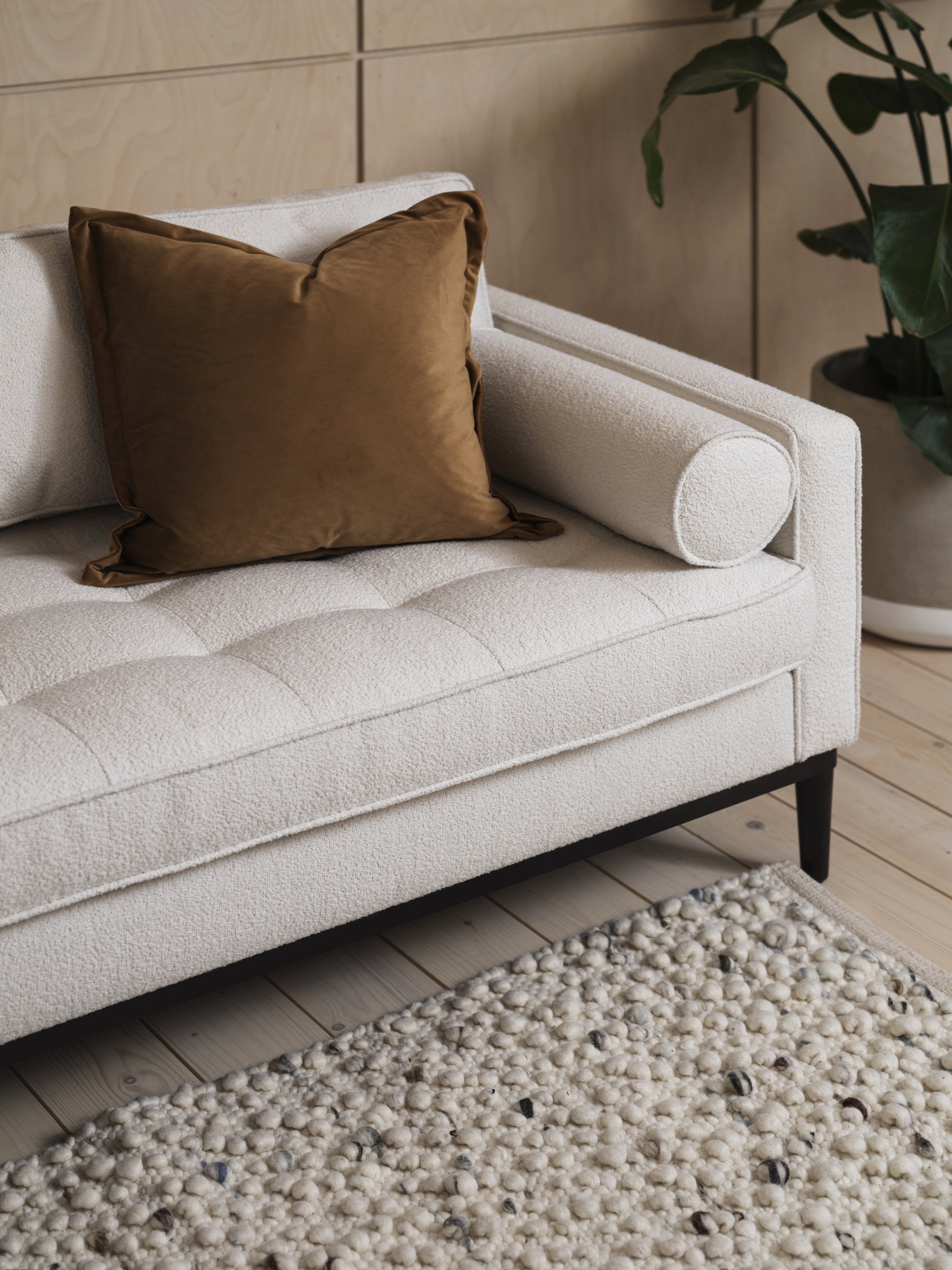 Mies 3-Seater Sofa Boucle Ivory lifestyle
